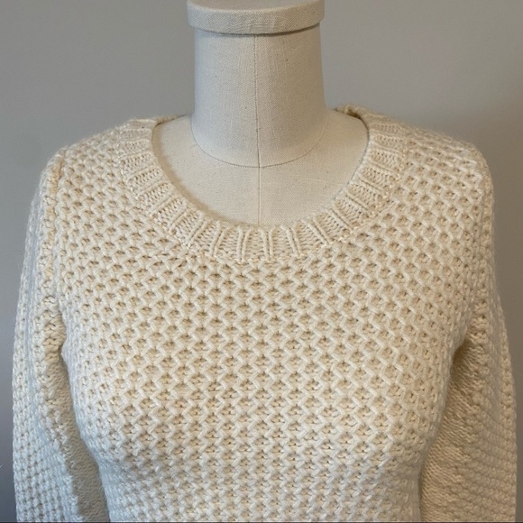 Aritzia Talula Cropped Wool Alpaca Knit Sweater - Picture 2 of 13